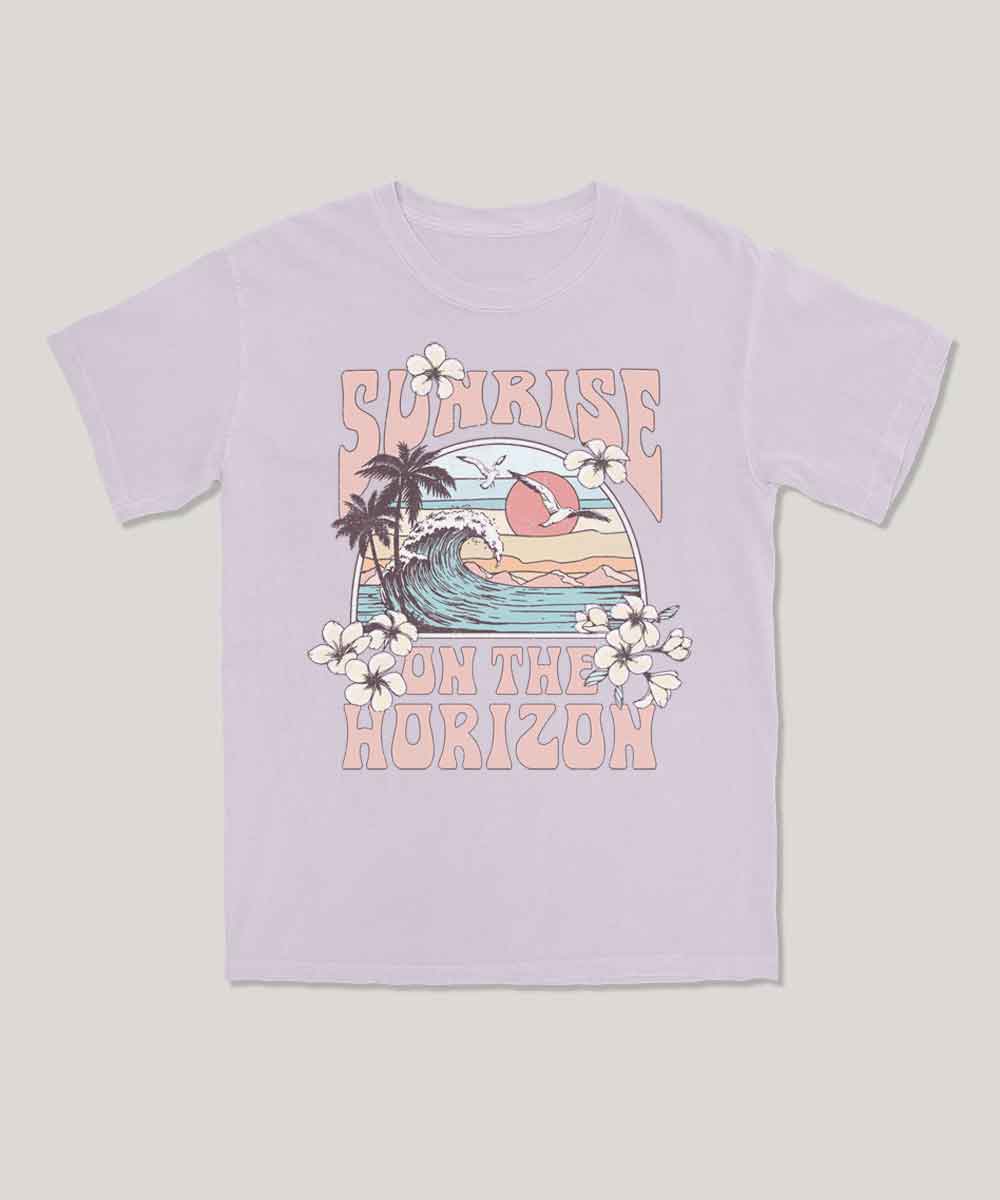 Sunrise on the horizon Graphic tee