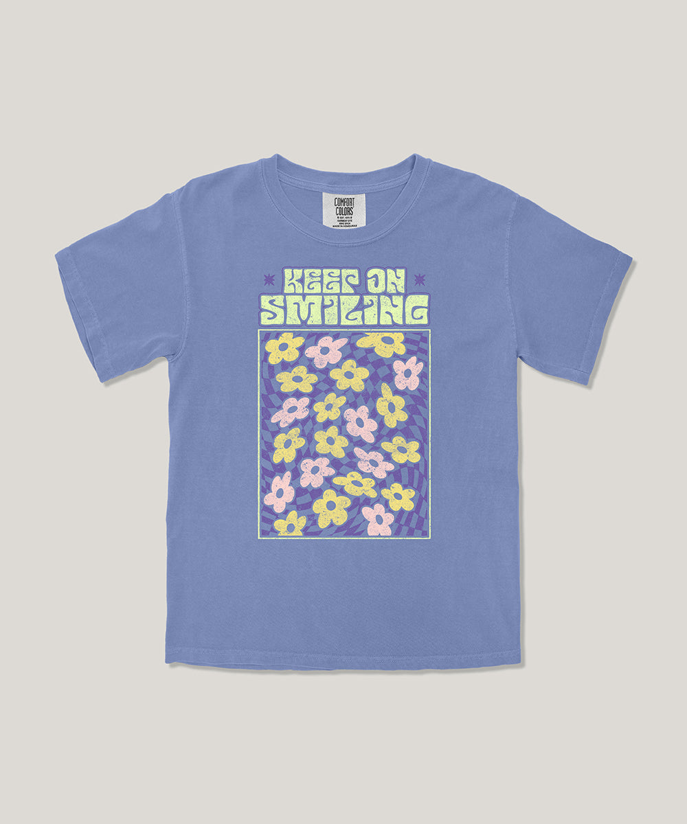 Keep on smiling kids graphic tee