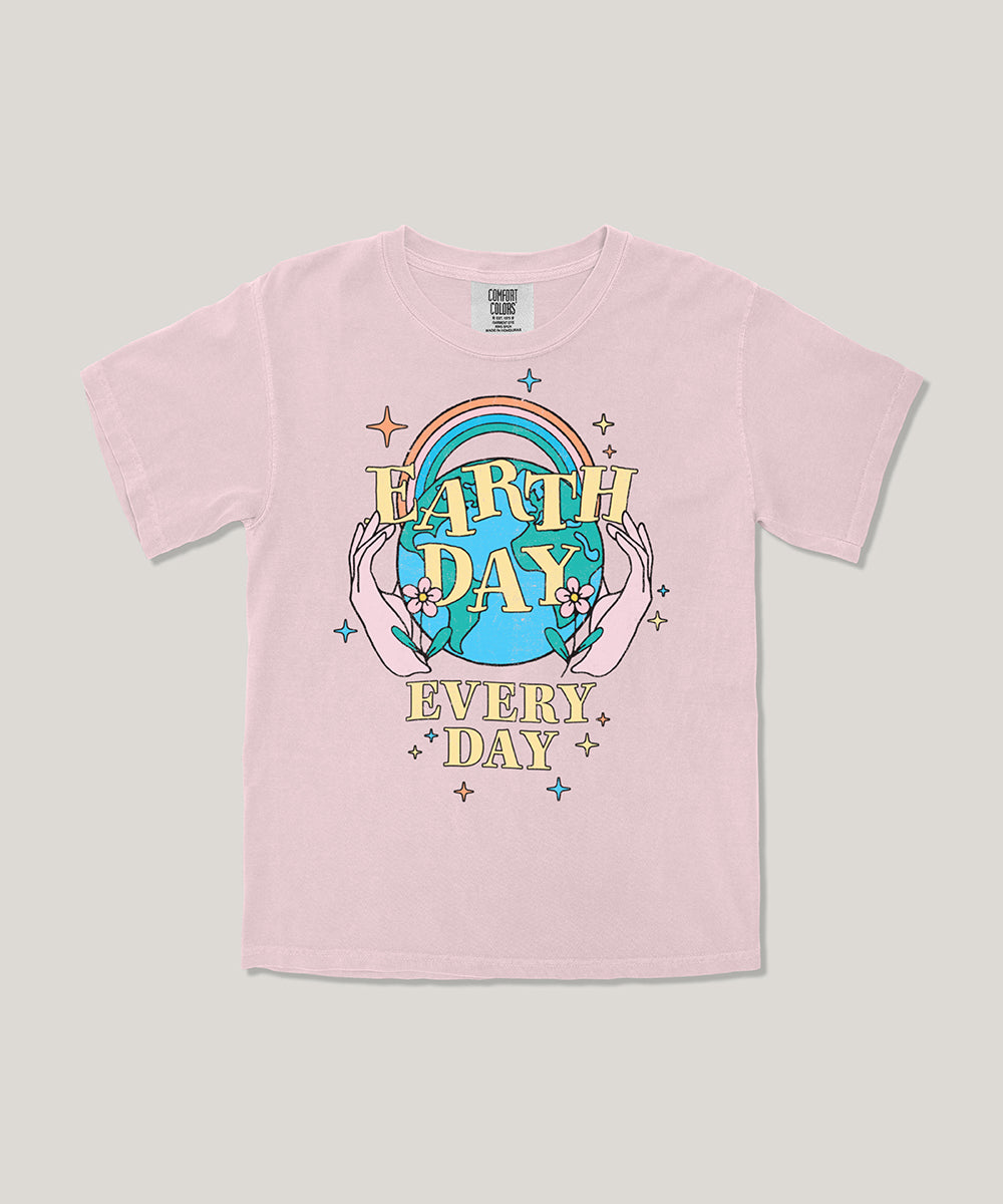 Earth day kids graphic tee